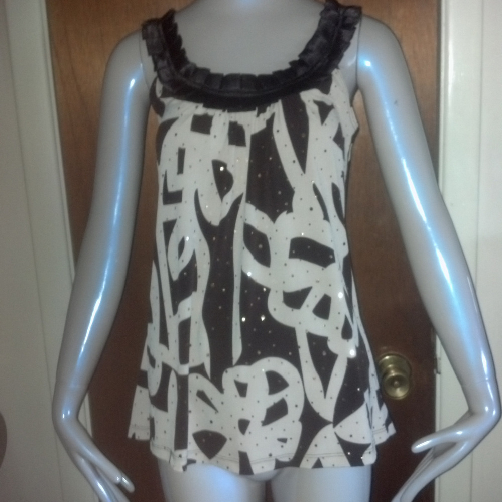 HEART SOUL Beige and Chocolate Brown Sleevelss Top